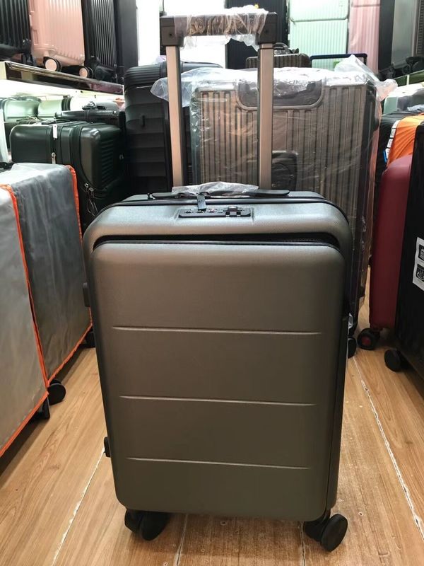 กระเป๋าเดินทาง ชุดชิ้น พกพนักงาน ABS + PC Spinner Trolley พร้อมกระเป๋า พกพนักงาน