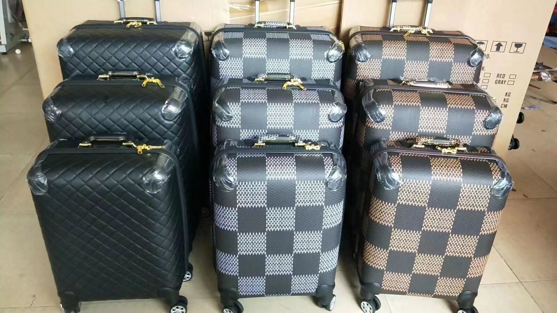 กระเป๋าเดินทาง 20/24/28 นิ้ว OEM Custom Logoหนังอัลลูมิเนียม Trolley กระเป๋าเดินทางชุดกระเป๋าเดินทางหรู