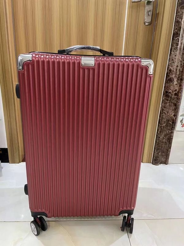 ซื้อปลีก กระเป๋าสตางค์ กระเป๋าสตางค์เดินทาง สําหรับกลางแจ้ง โลโก้ที่พิมพ์ตามสั่ง 26 