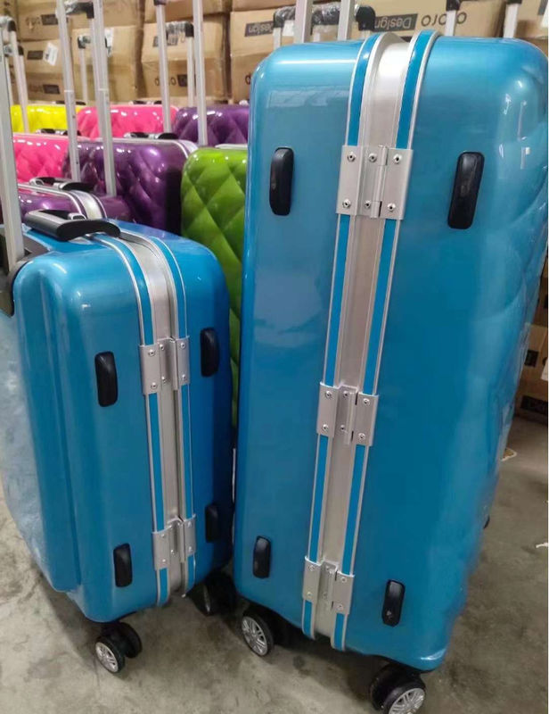 ความจุขนาดใหญ่ OEM ODM Custom สไตล์คลาสสิค ชุดกระเป๋าเดินทาง Smart Lock กระเป๋าเดินทางธุรกิจ Trolley