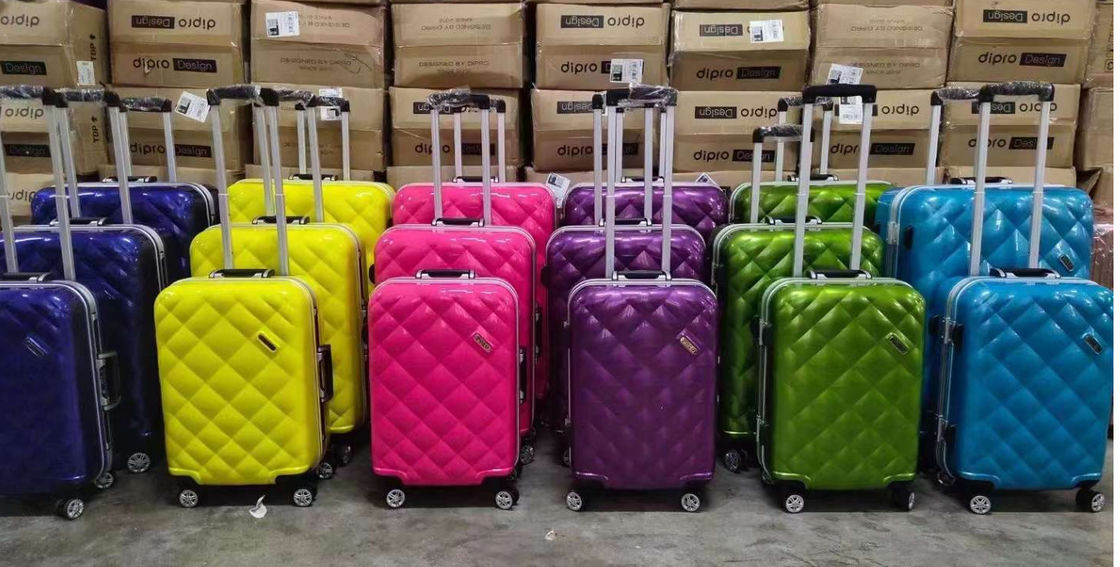 Smart Carry On Luggage Laptop Top Stand กระเป๋าเดินทาง เสื้อผ้าพร้อมถังกระเป๋าสตูล กระเป๋าสตางค์รถเข็น