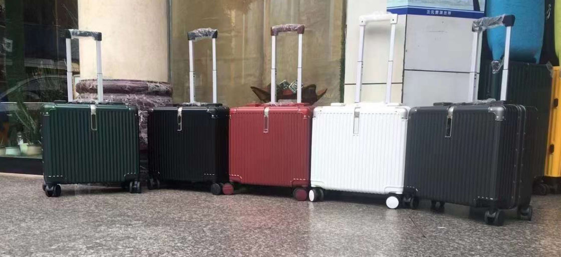 16 นิ้วดีไซเนอร์คุณภาพสูง กระเป๋าเดินทาง Trolley กับล้อ กระเป๋าเดินทาง Trolley Case สําหรับเดินทาง